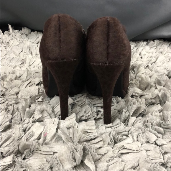 Faux Fur booties - Picture 4 of 5